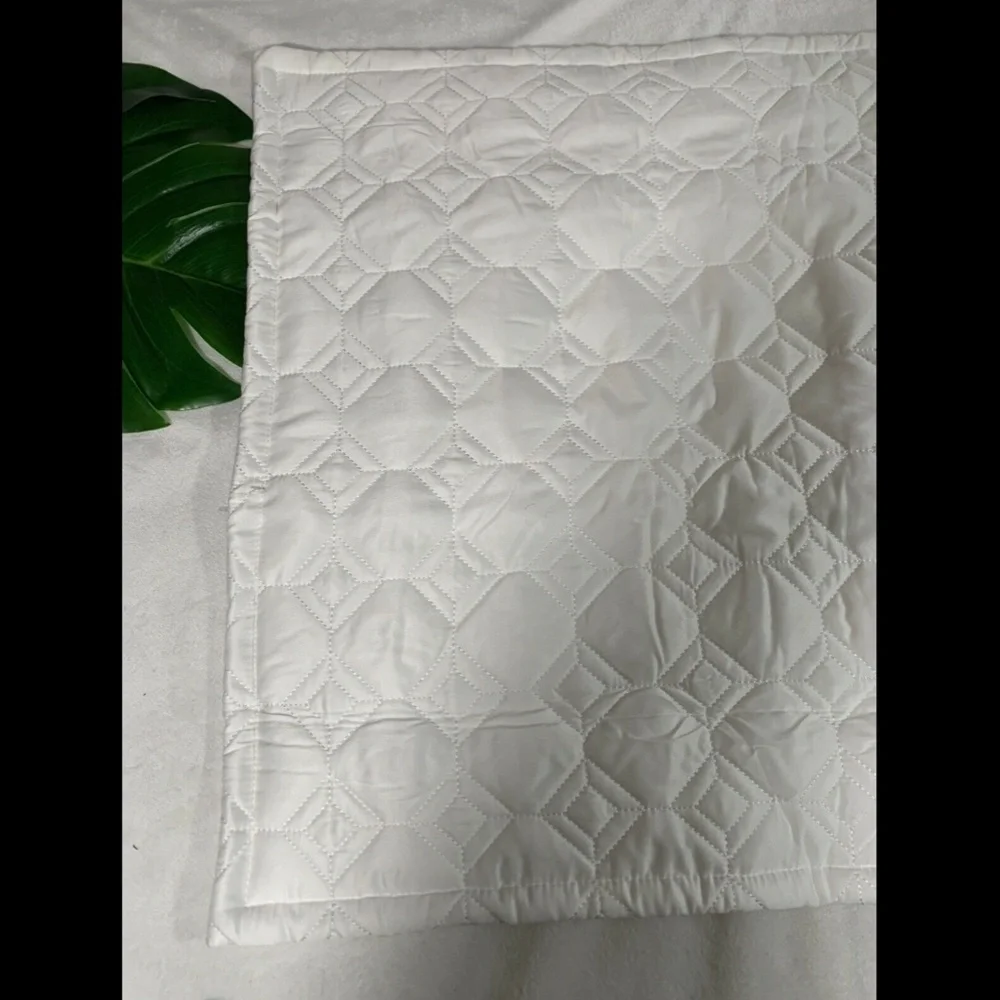 NEW Hotel Collection Alabastar Quilted (1) Standard Sham‎ Pillow